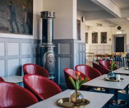 بيت شباب Stoberiet *