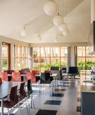 بيت شباب Stoberiet *