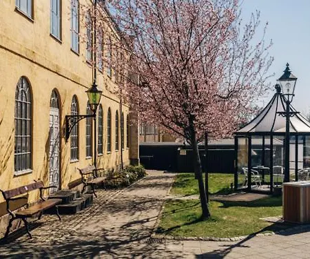 بيت شباب Stoberiet *