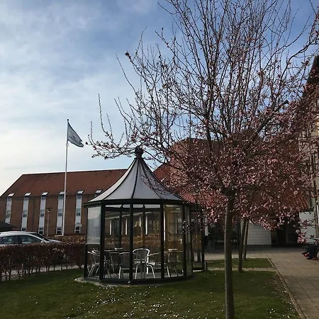 بيت شباب Stoberiet